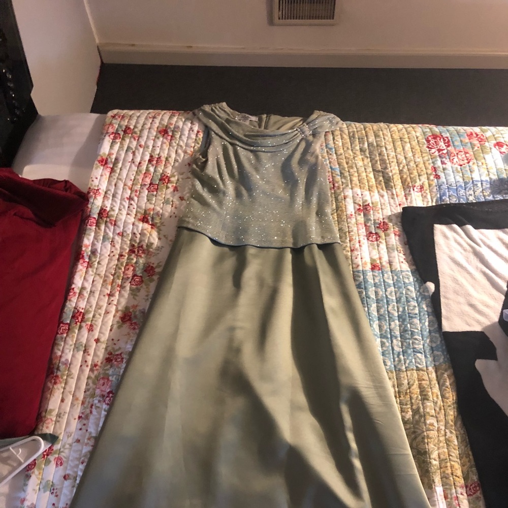 sparkly green dress